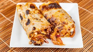 Calcutta Chicken Egg Roll